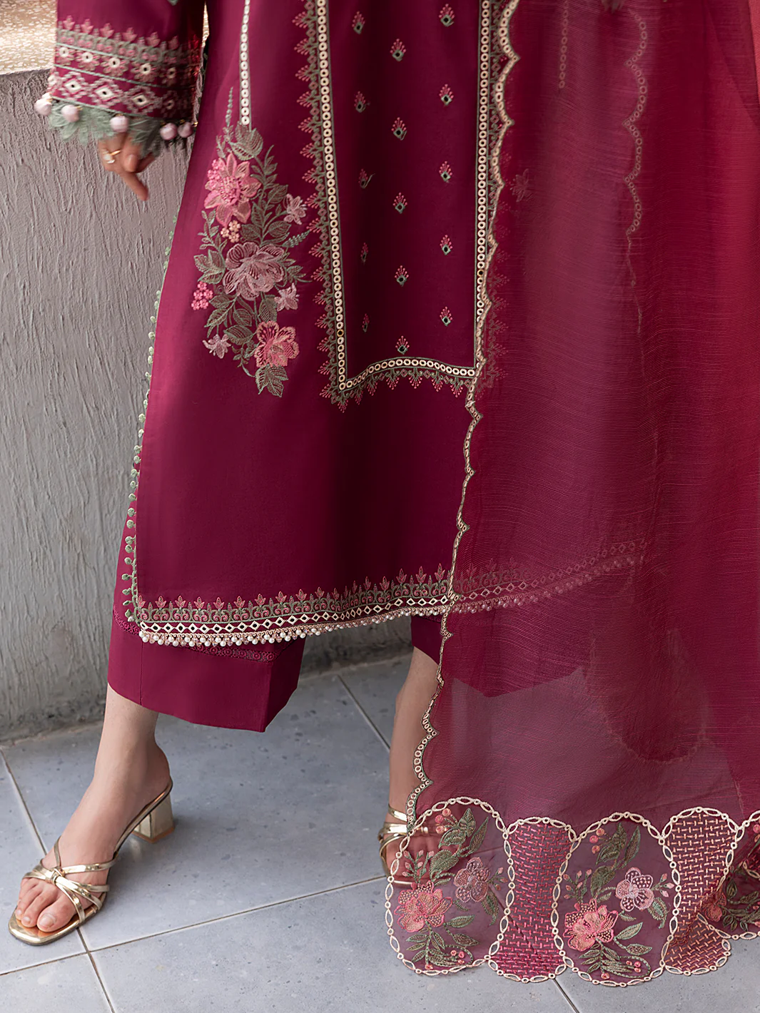 ALOURA - Image 3