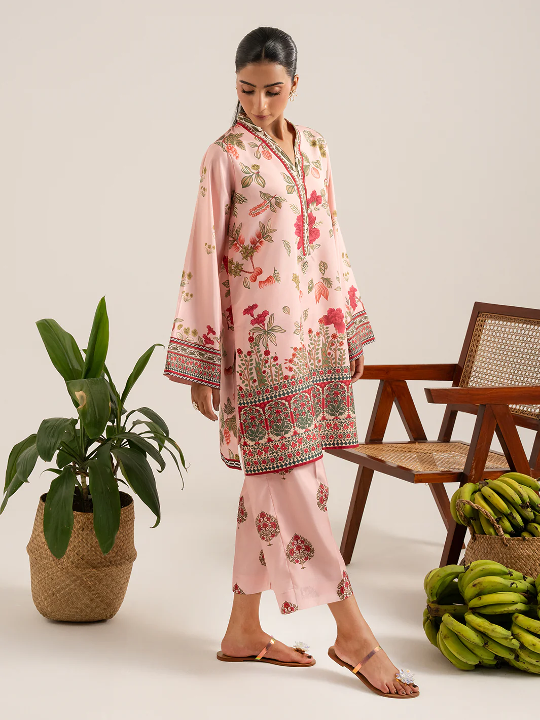 BLUSH - Image 5