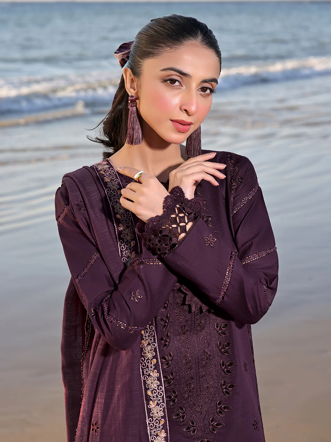 CAIA | 3 PC LUXURY LAWN - Image 3
