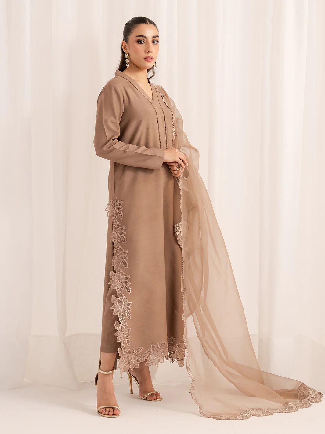 Caramel - Image 3