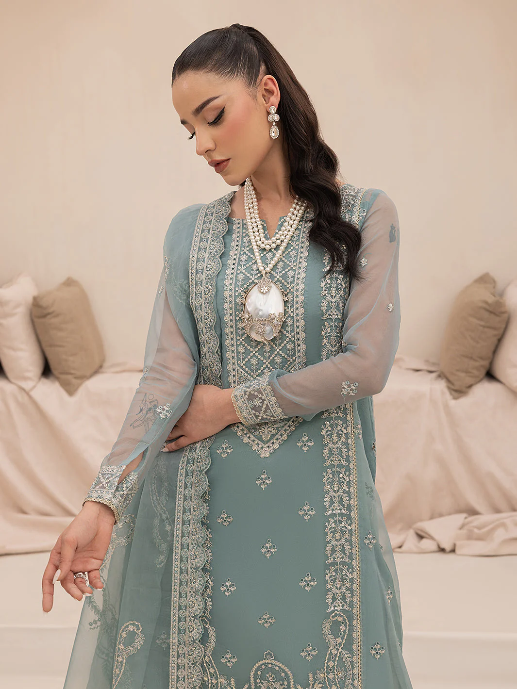CRISTAL - Aleen - Image 10