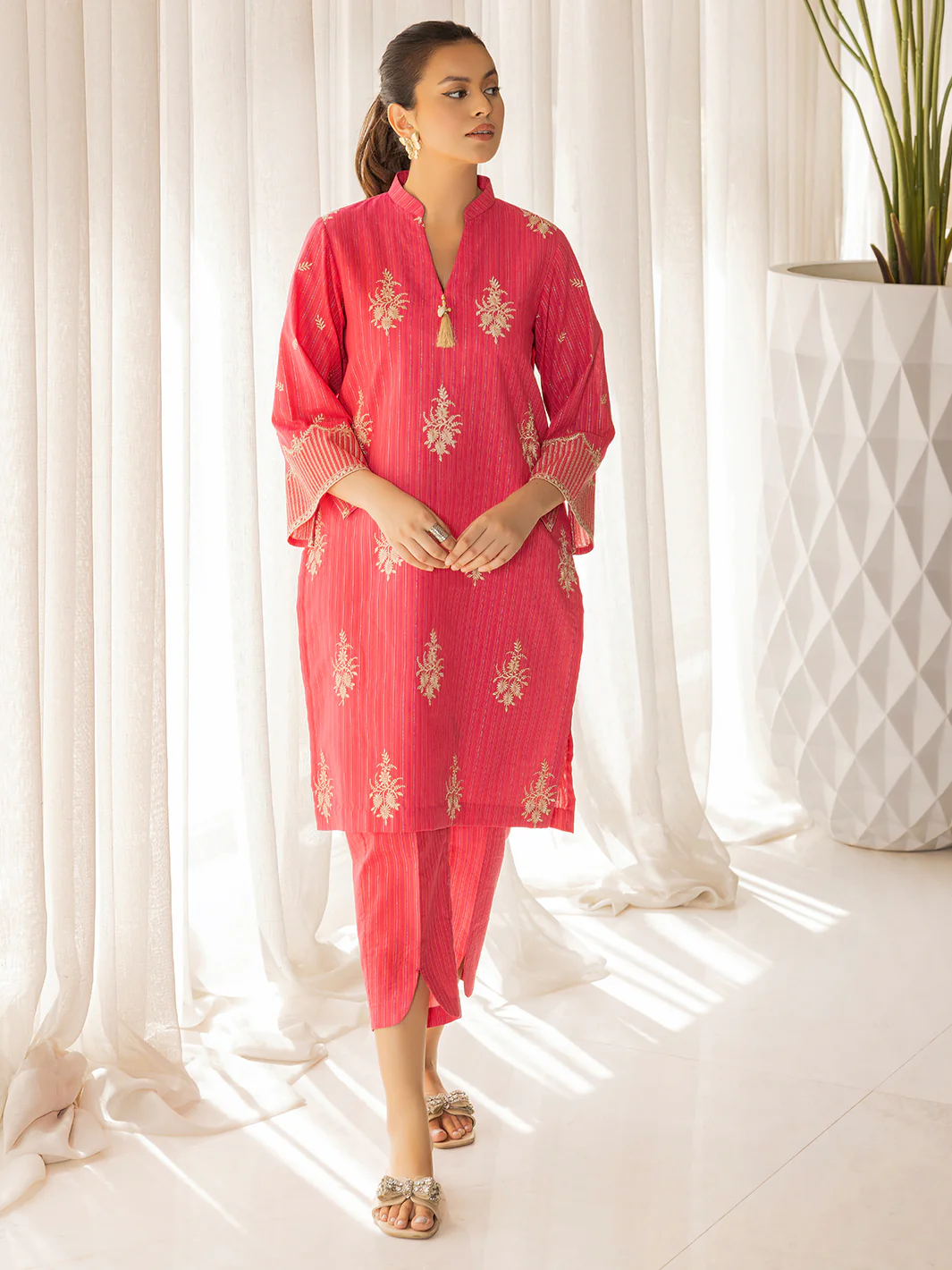 DHALIA | 2 Piece Pret - Image 4