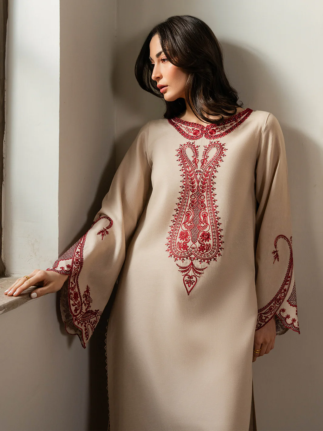 Elise - Image 5