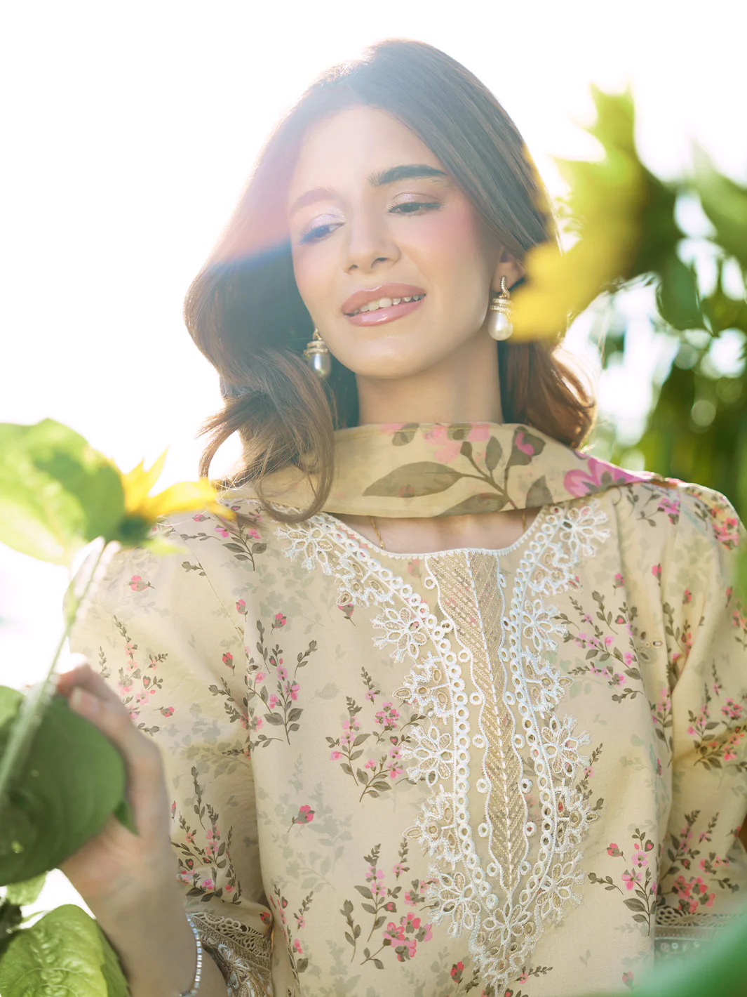 Eliya - Image 7