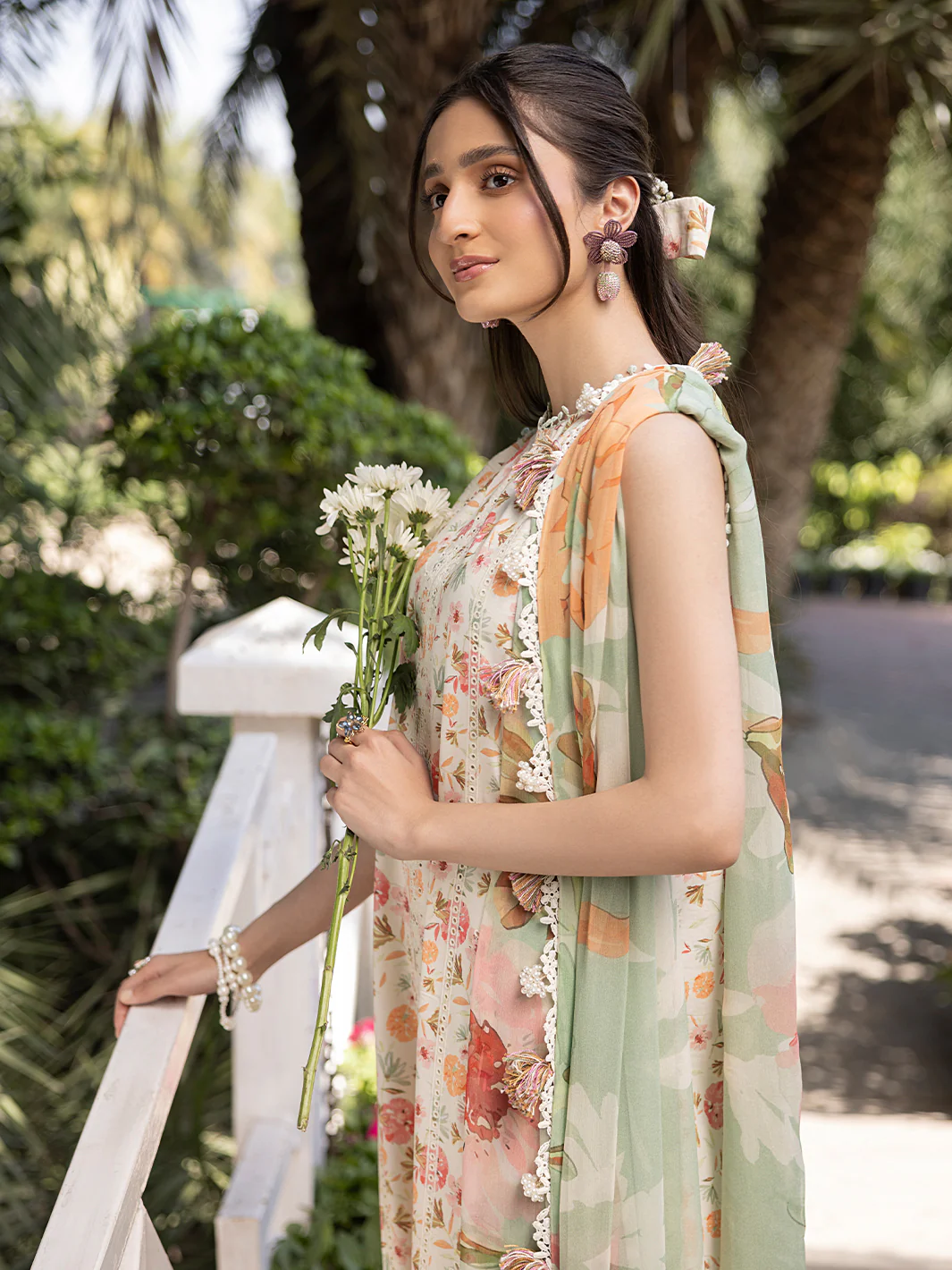 FLORA (A) - Image 6