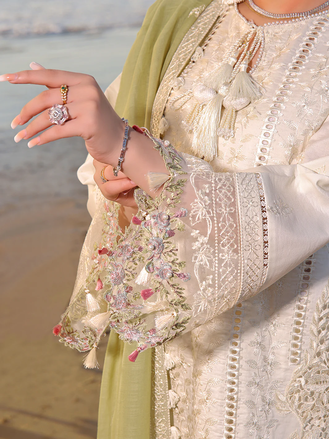 FLOSSIE | 3 PC LUXURY LAWN - Image 7