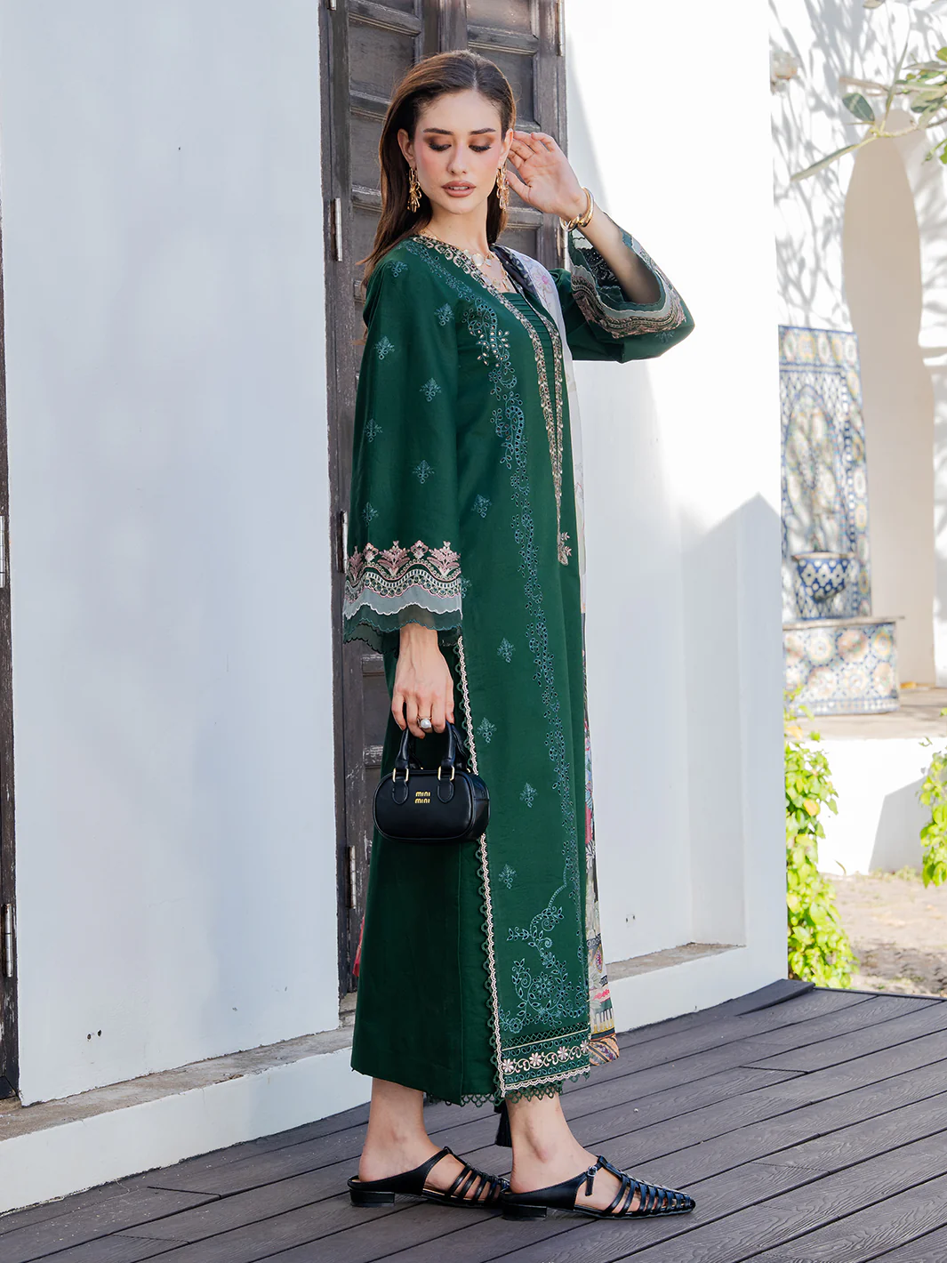 Gulrukh - Image 4