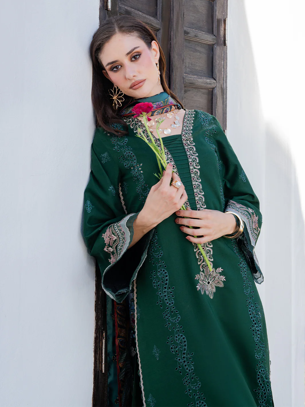 Gulrukh - Image 8