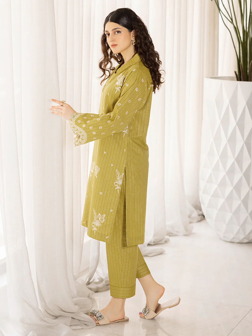 JADE | 2 Piece Pret - Image 8