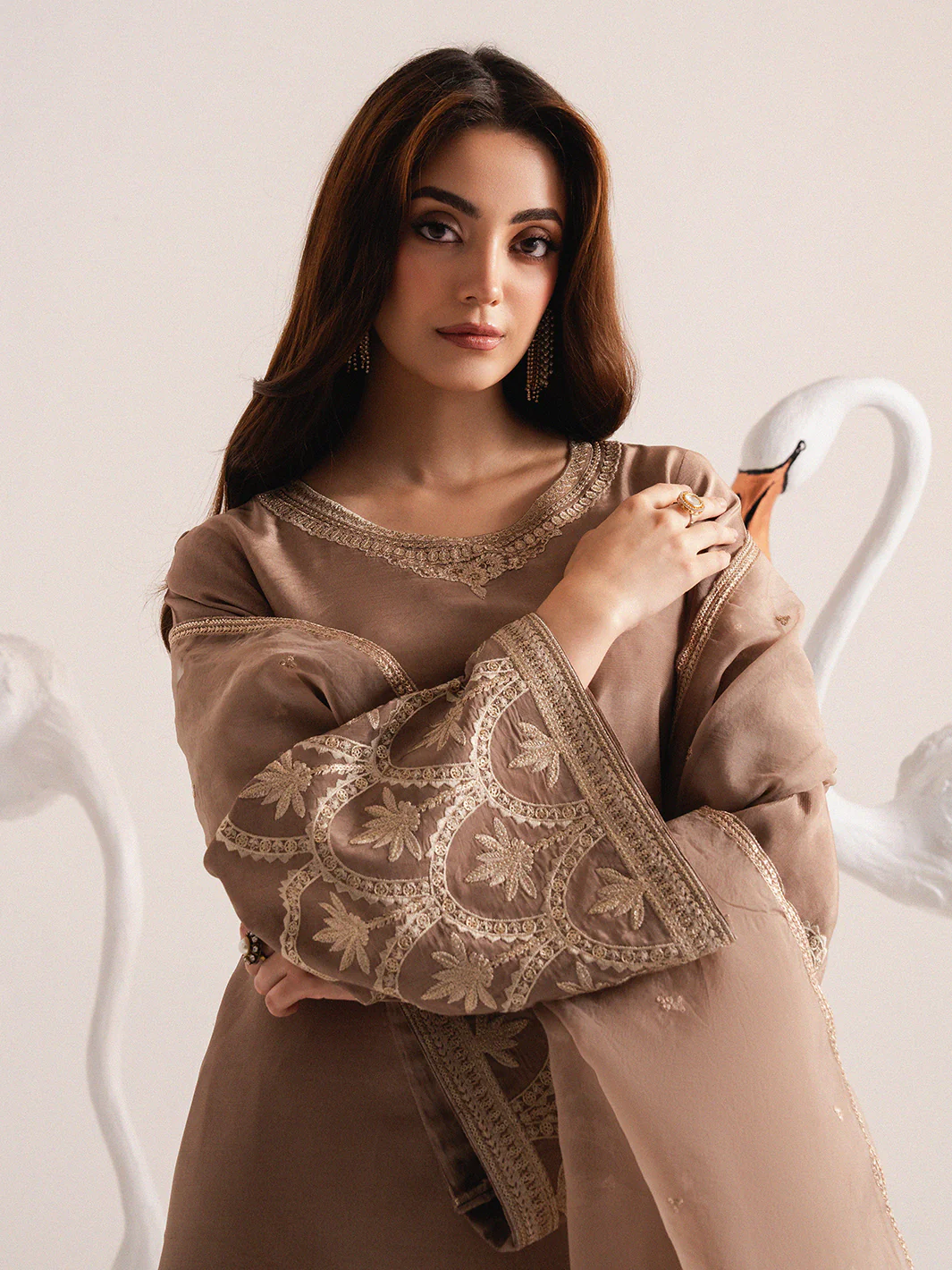 Khaki - Image 4