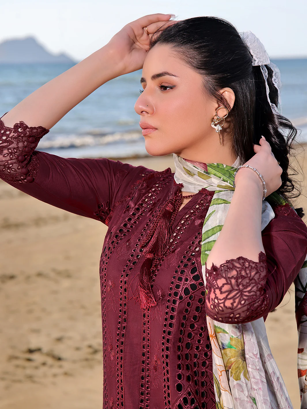 LALEEN | 3 PC LUXURY LAWN - Image 3