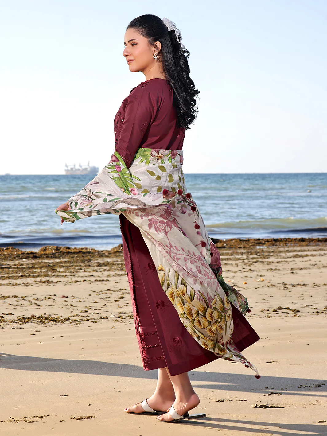 LALEEN | 3 PC LUXURY LAWN - Image 4