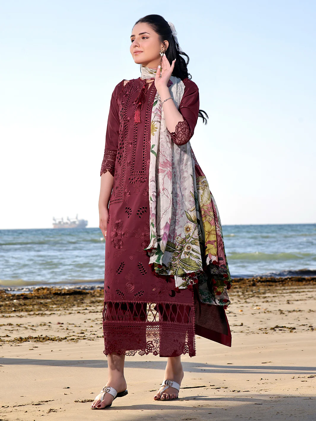 LALEEN | 3 PC LUXURY LAWN - Image 6