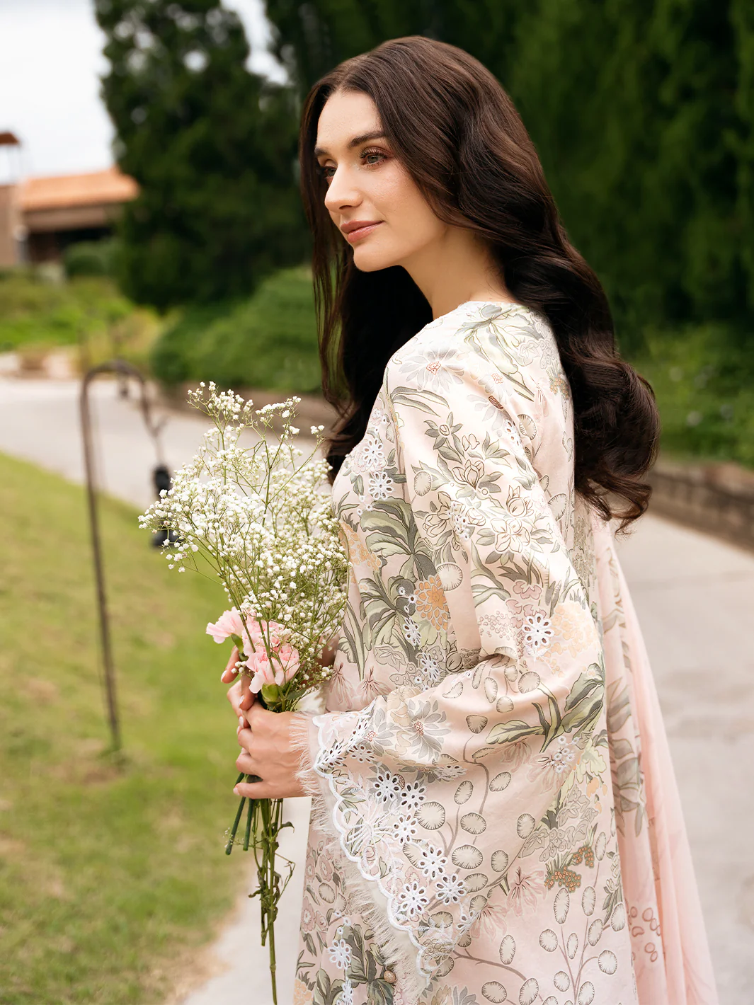 LOTUS - Image 5