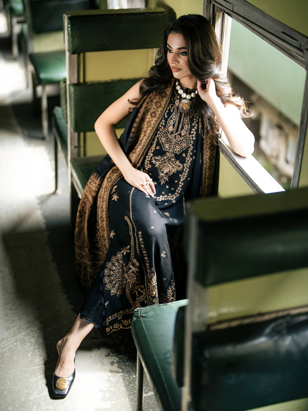 MANNAT - Image 5