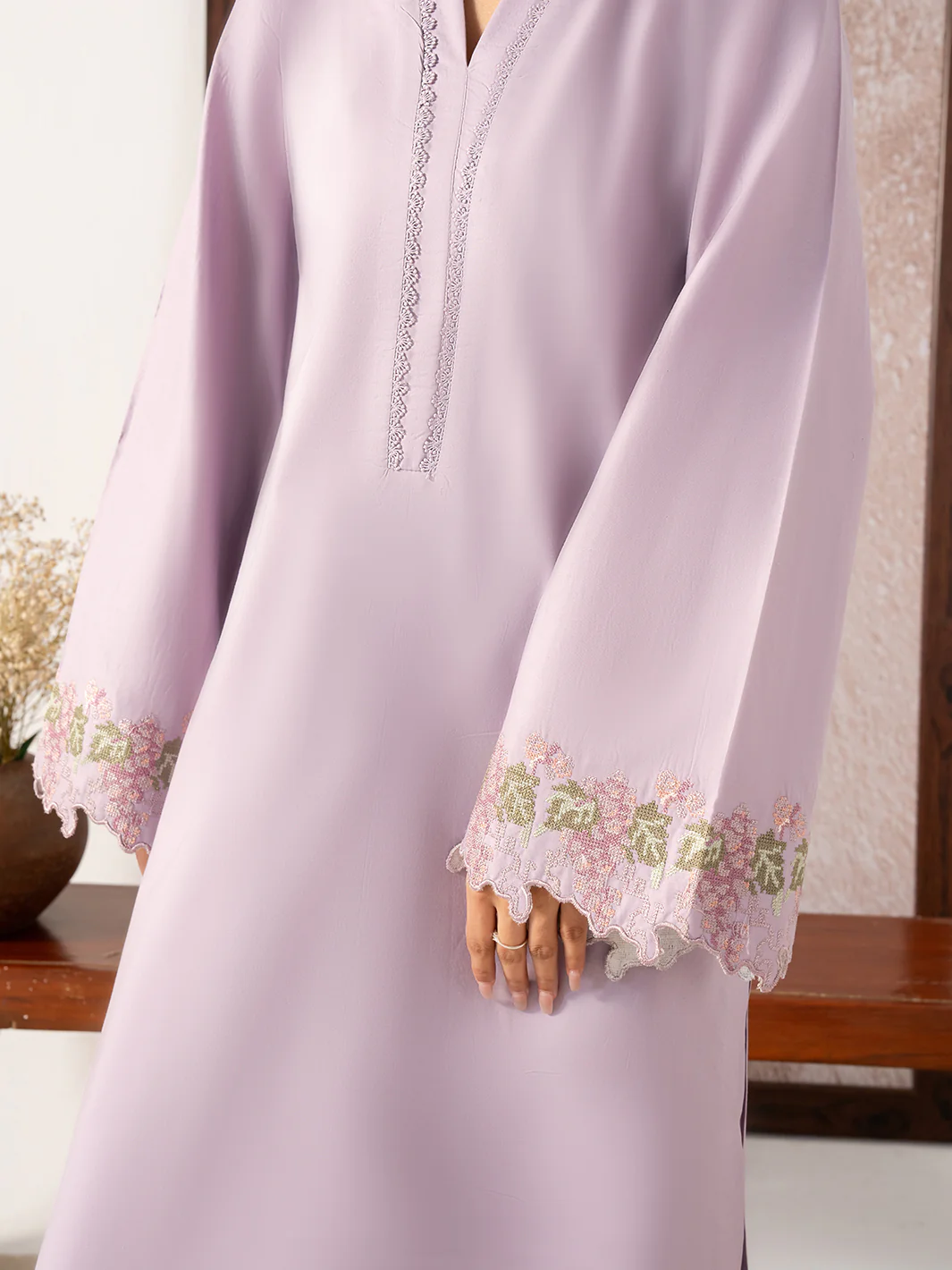 MAUVE - Image 4