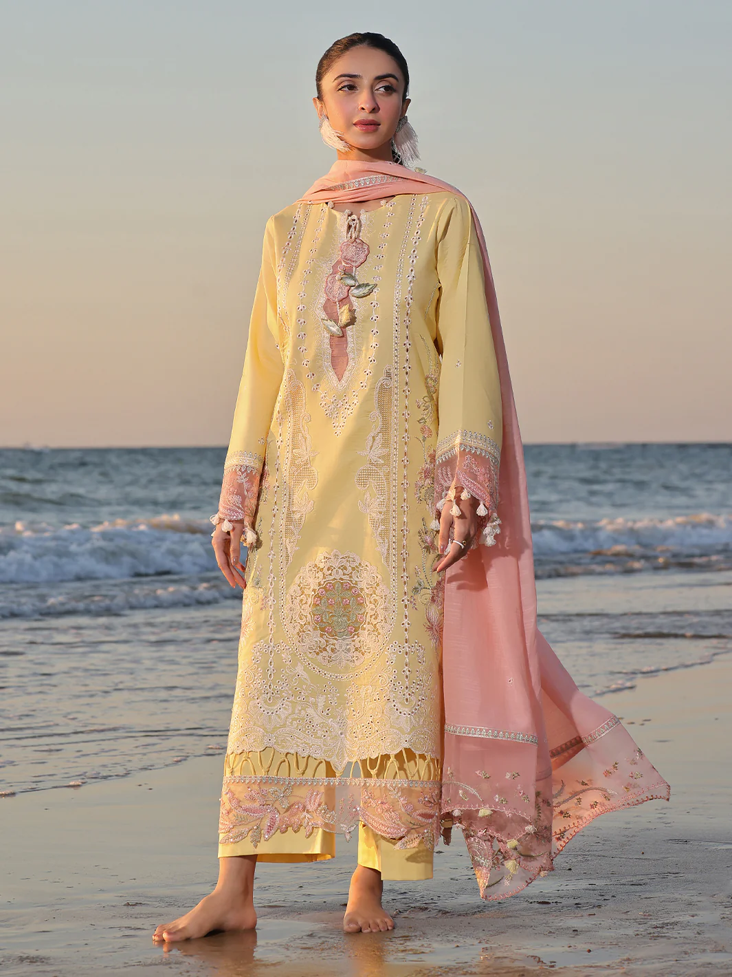 MUSHQ | 3 PC LUXURY LAWN - Image 2