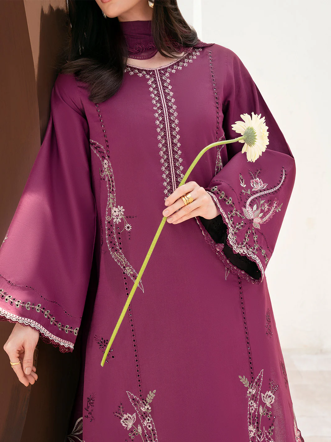 NAYEL - Image 7