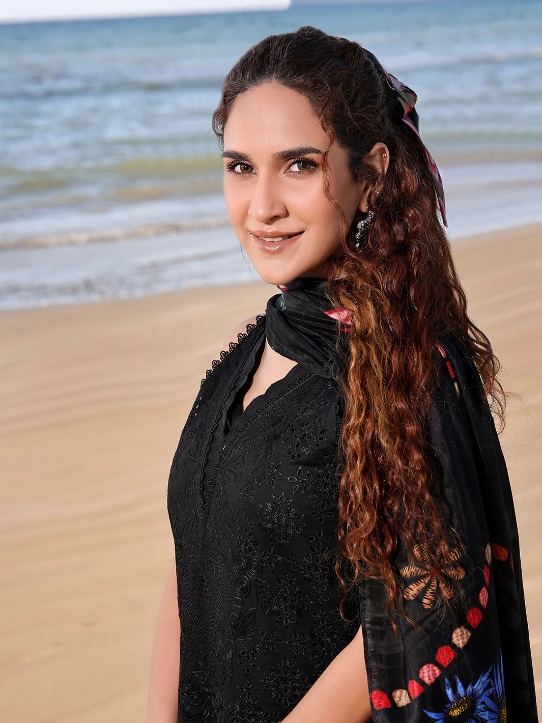 NUREH | 3 PC LUXURY LAWN - Image 4