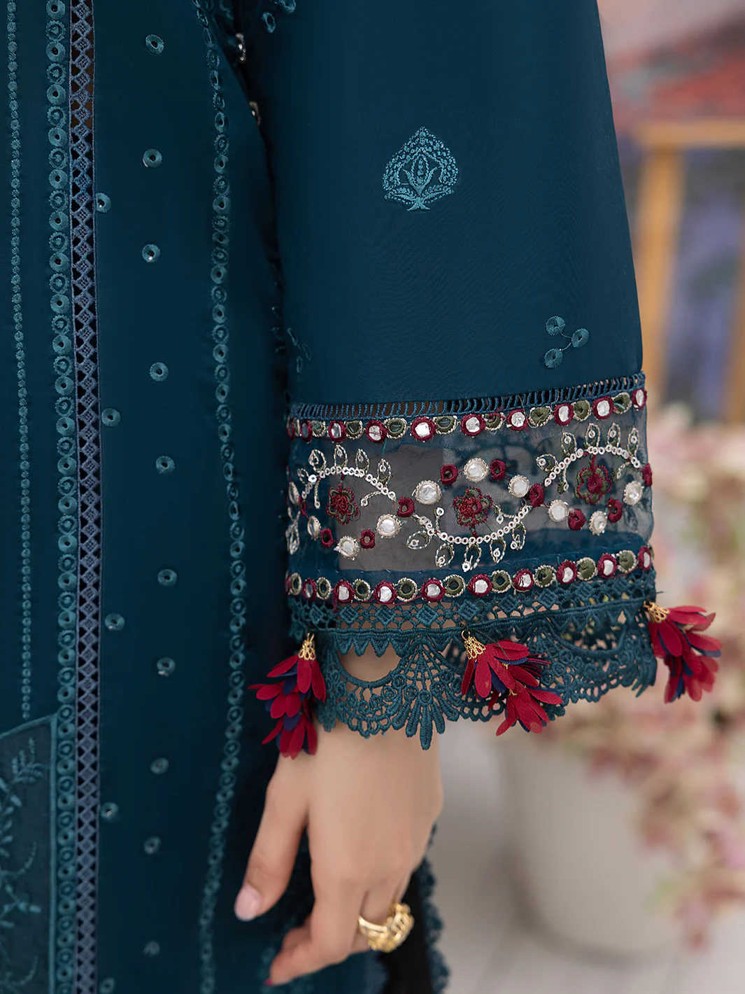 PEACOCK | 3 Piece Luxury Lawn - Image 9