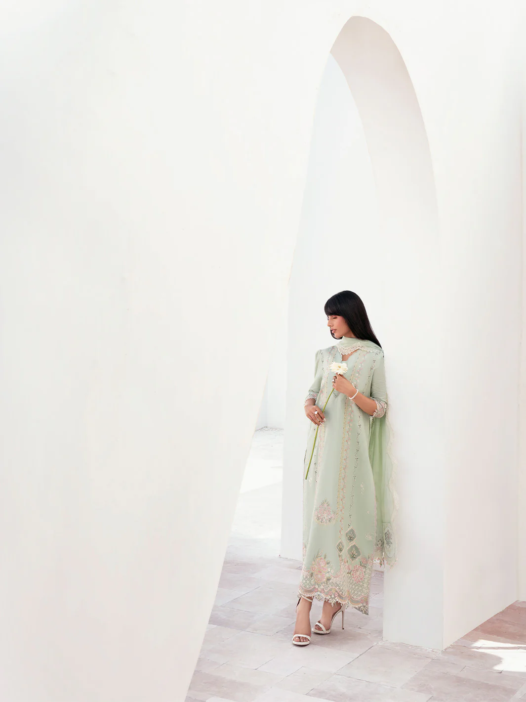 RANIYA - Image 5