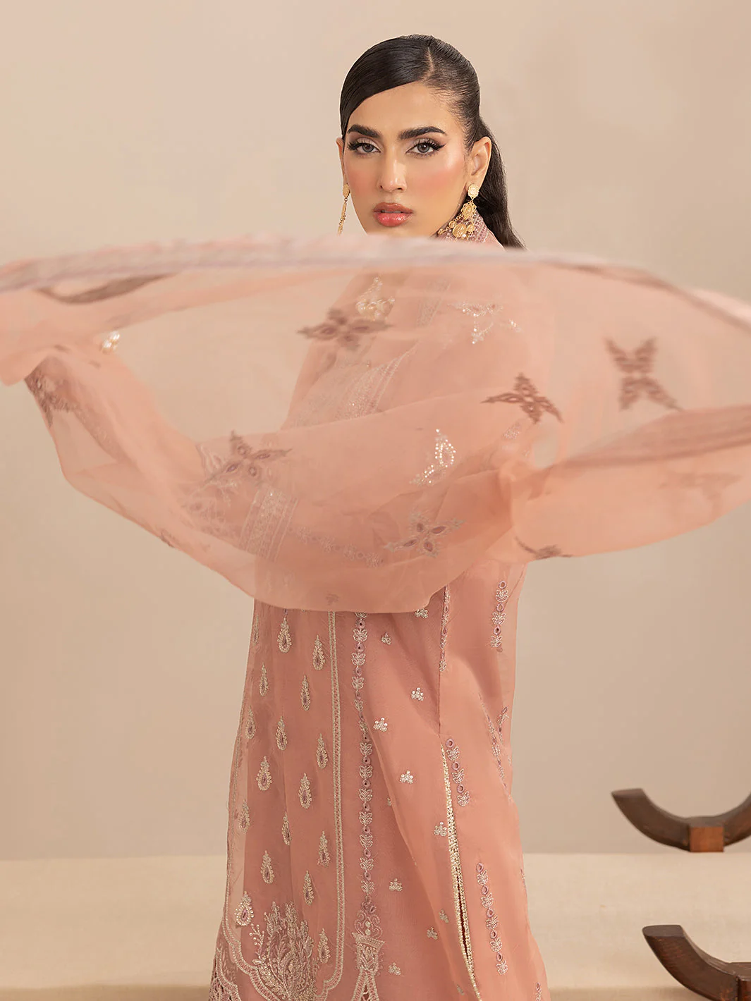 ROUGE - Aleen - Image 4
