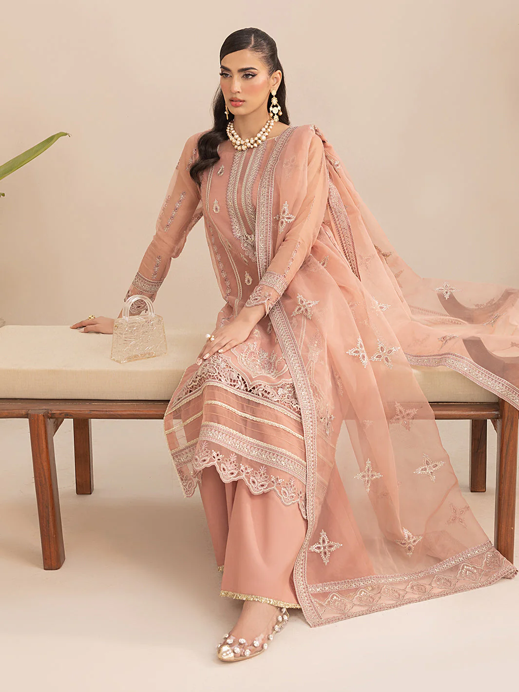 ROUGE - Aleen - Image 6
