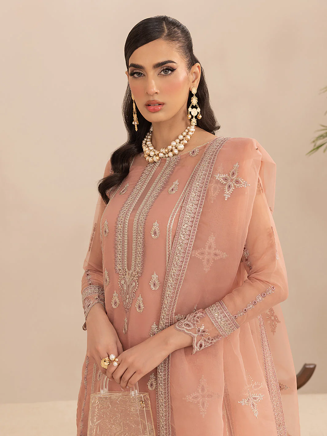 ROUGE - Aleen - Image 8