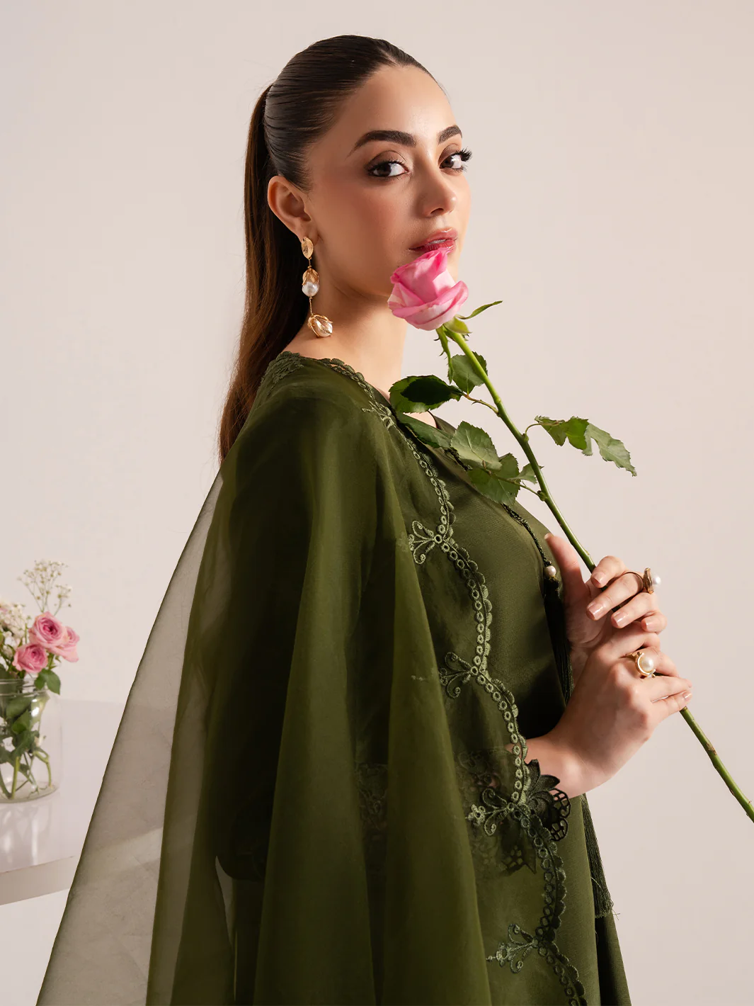 Silken - Image 4
