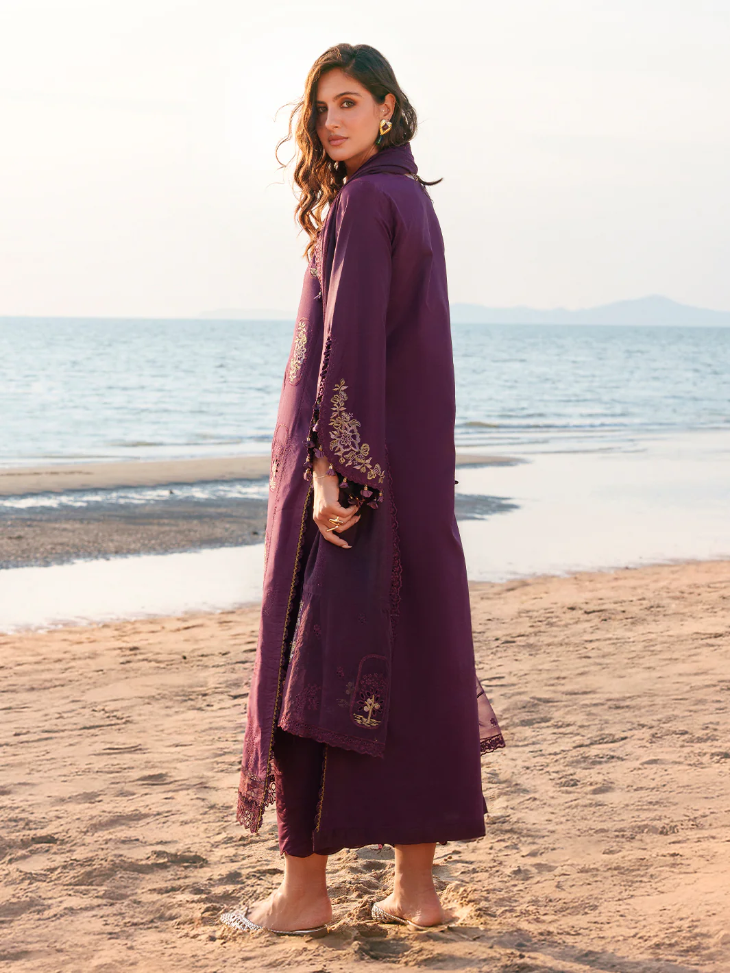 VEIL - Image 3