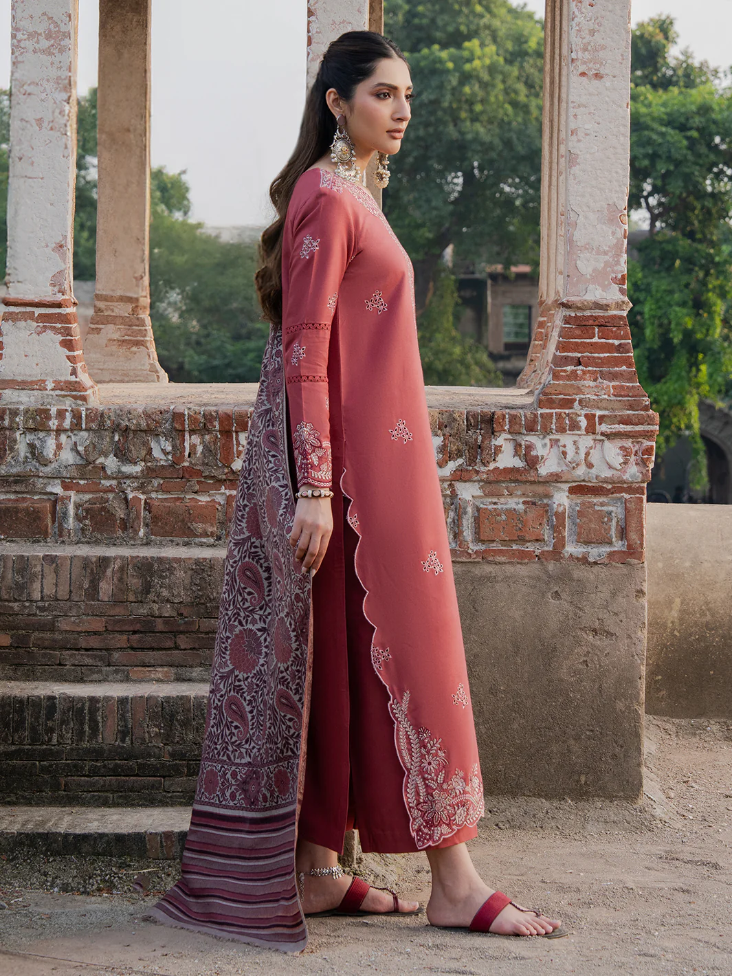 Zarnoor - Image 3